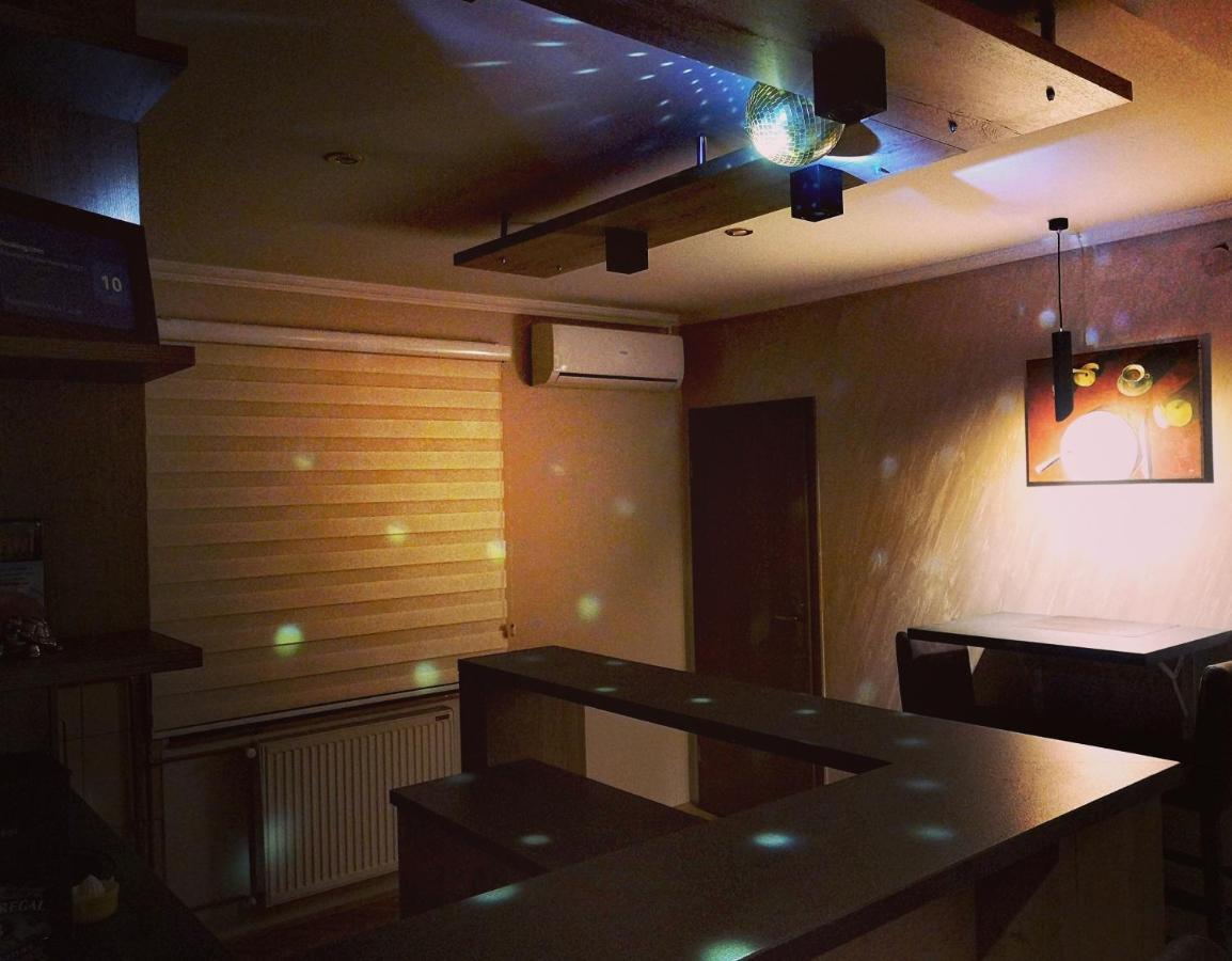 Apartman Villa Cacak Luaran gambar